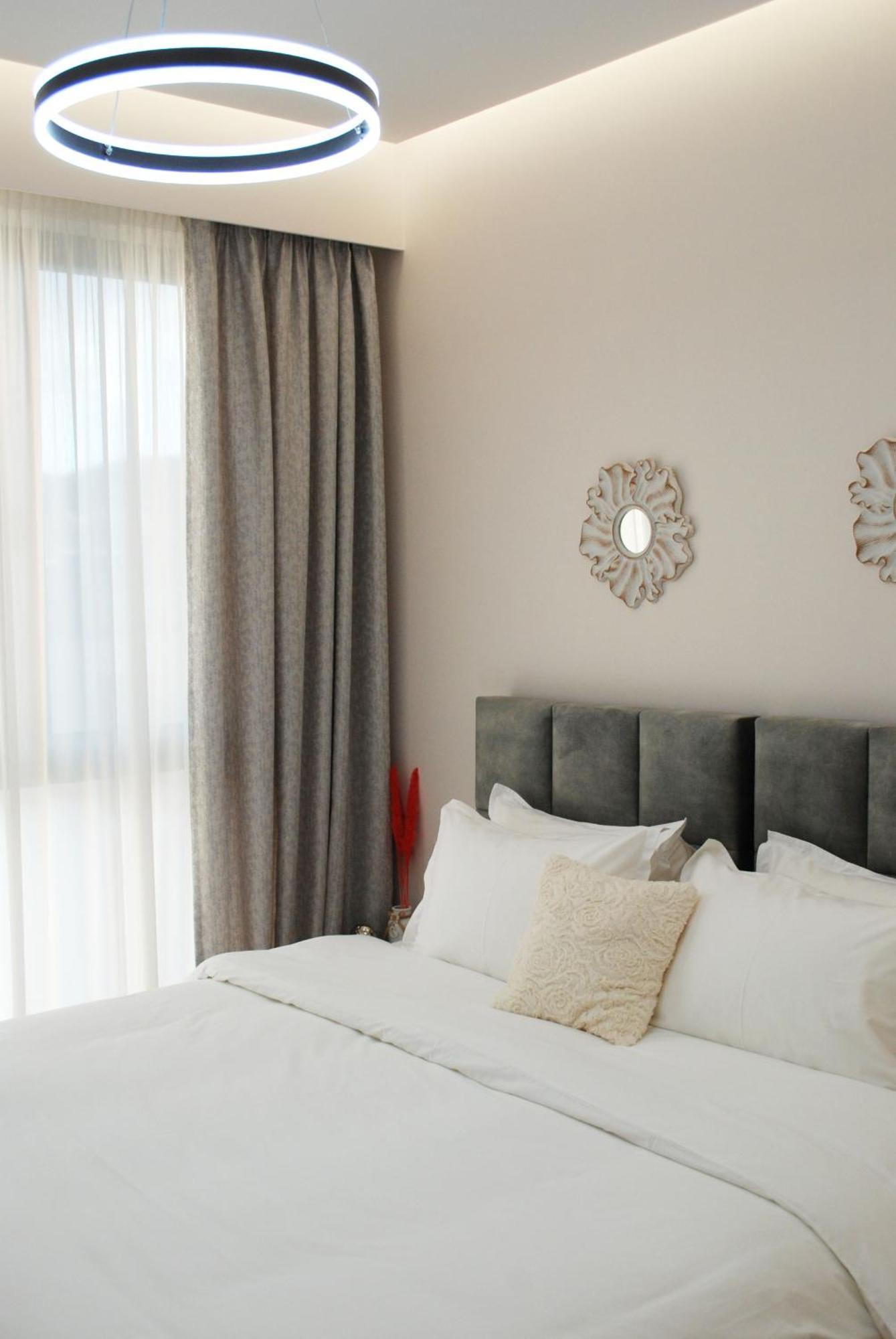 Apartament Lindi's 8/4
