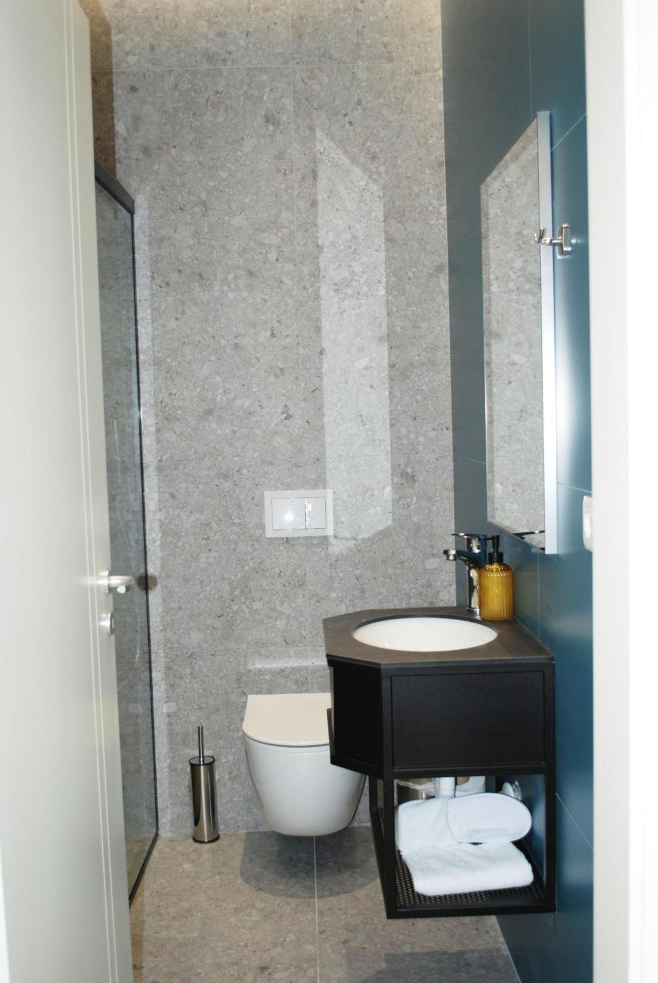 Lindi's 8/4 Apartament *